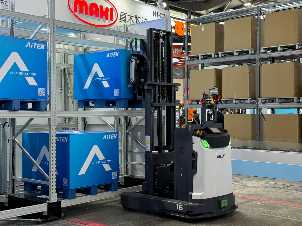 milan.com-劳斯莱斯库里南全球召回153台 后排螺栓隐患引发关注